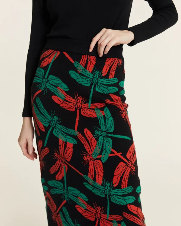 falda libelulas relieve